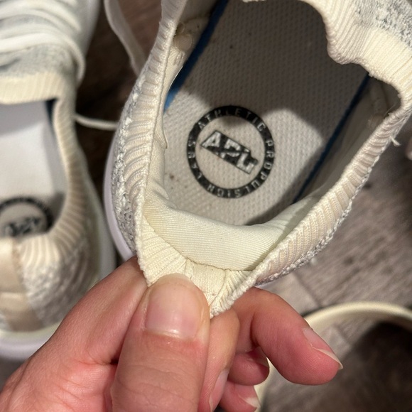 APL TechLoom Wave Sneaker in Pristine, Heather Grey & Ombre - Picture 11 of 13